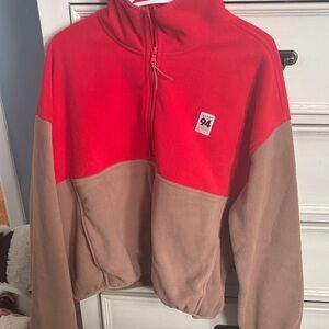 Old Navy Red and Tan Women's pullover fleece size large Tall new with tags